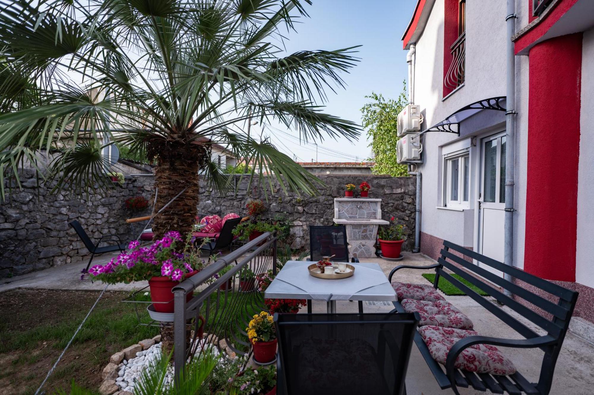 Apartmani Kaan Podgorica Exterior foto